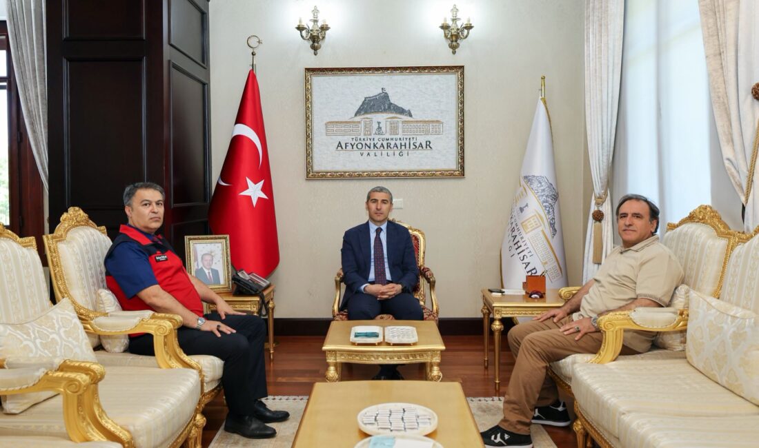 İçişleri Bakan Danışmanı Ahmet Yavuz Karaca, Afyonkarahisar Valisi Dr. Naci