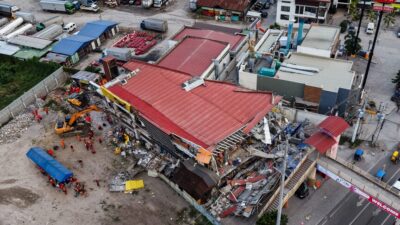 Filipinler'in güneyindeki Mindanao bölgesinde 8 Haziran'da meydana gelen 7,8 büyüklüğündeki