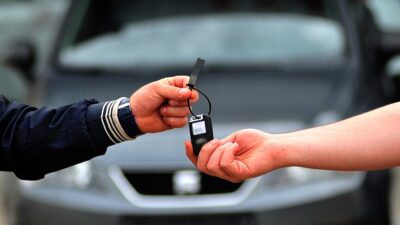 Ticaret Bakanlığı, yetki belgesi olmadan ikinci el motorlu kara taşıtı