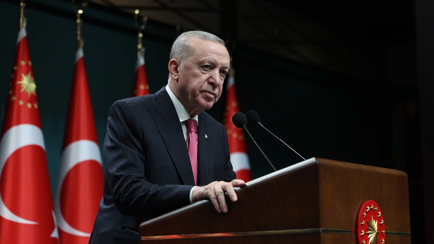 Cumhurbaşkanı Recep Tayyip Erdoğan, İran Cumhurbaşkanı Mesud Pezeşkiyan ve Irak