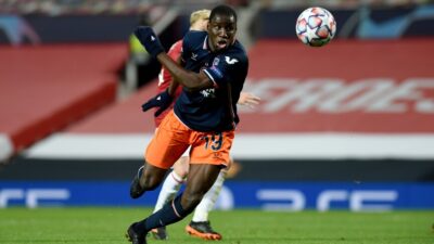 Türkiye'de Beşiktaş ve Medipol Başakşehir formaları giyen Demba Ba, Fransız