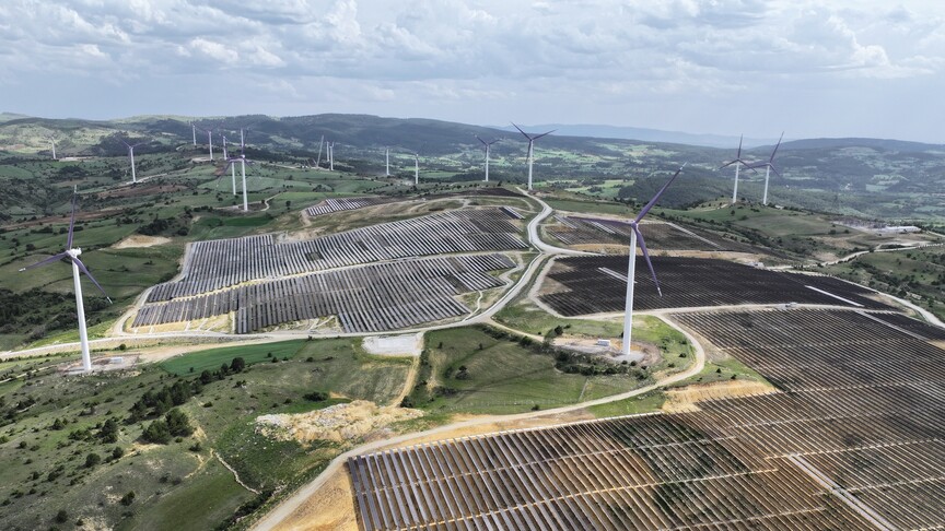 Türkiye 2025'te rüzgar enerjisi kurulumlarında dünyada 5'inci, güneş enerjisi kurulumlarında