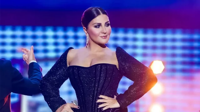 Türk müziğinin tanınmış isimlerinden Sibel Can ile iş insanı Emir