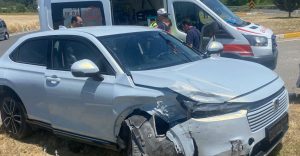 Uşak'ın Banaz ilçesinde cip ile otomobilin çarpışması sonucu 6 kişi