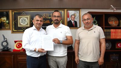 Son dönemlerde büyük ölçekli sanayi yatırımlarının merkezi haline gelen Emirdağ