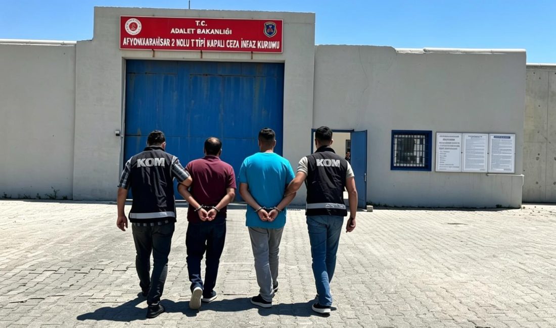 Afyonkarahisar İl Emniyet Müdürlüğü ekipleri, aranan şahısların yakalanmasına yönelik çalışmalar